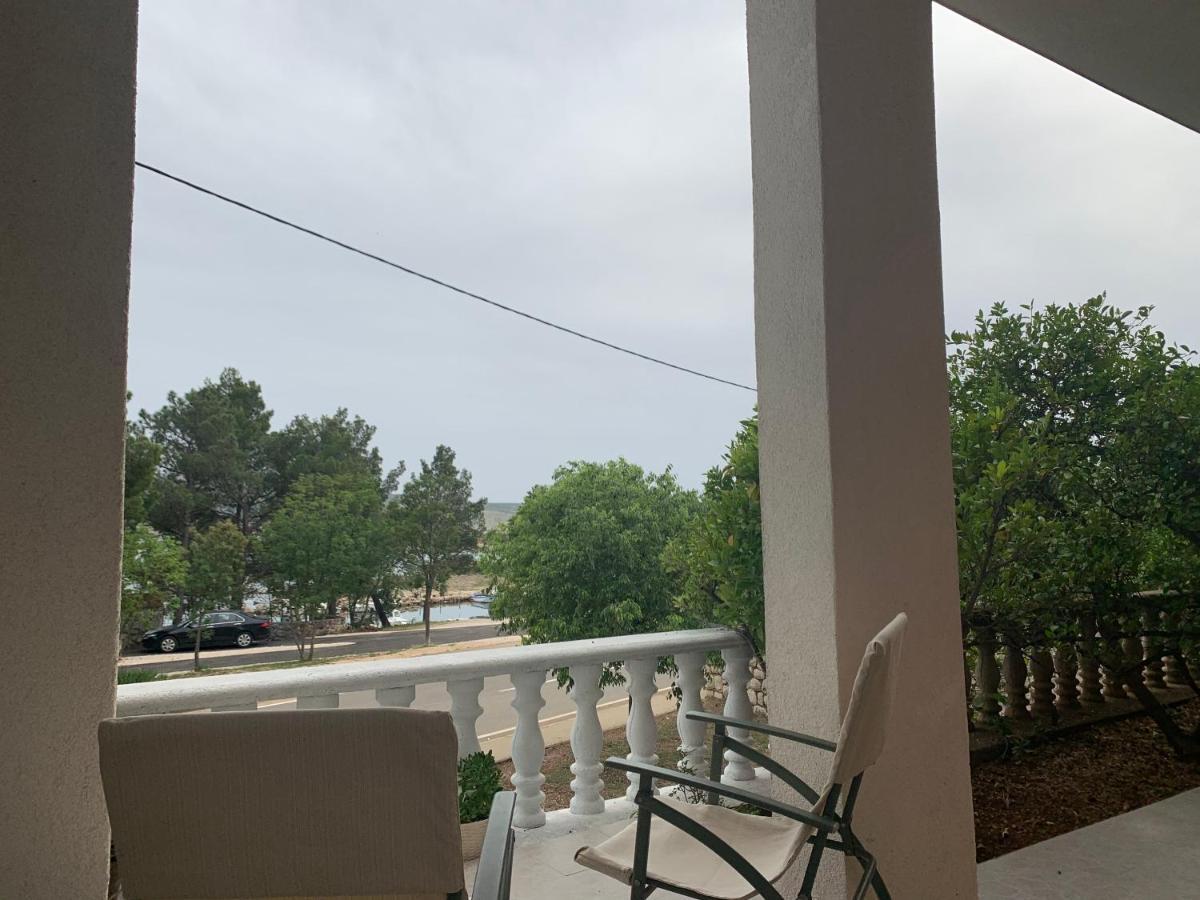 Apartmani Spomenka Seline Esterno foto