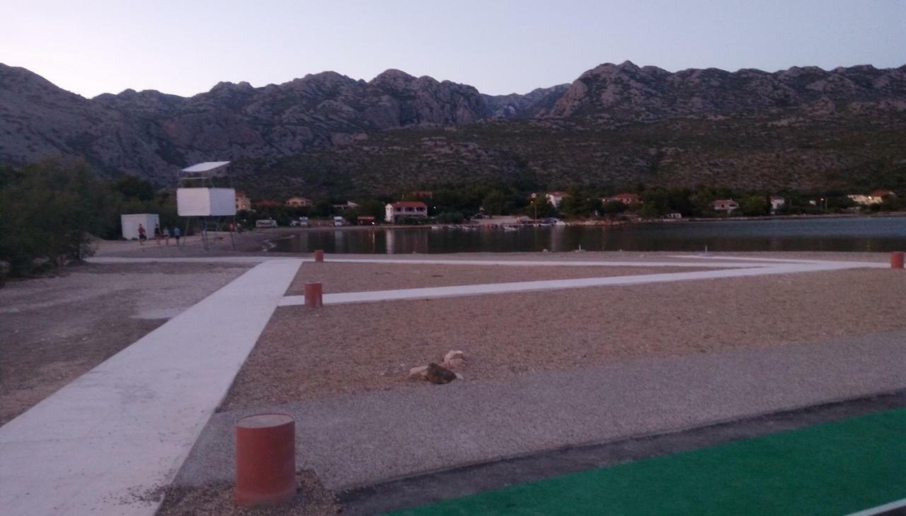 Apartmani Spomenka Seline Esterno foto