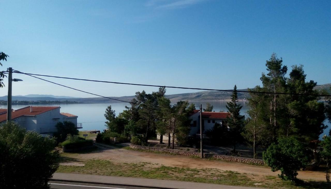 Apartmani Spomenka Seline Esterno foto