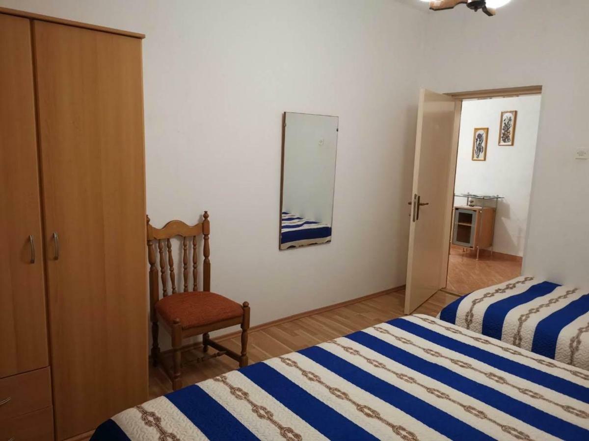 Apartmani Spomenka Seline Esterno foto