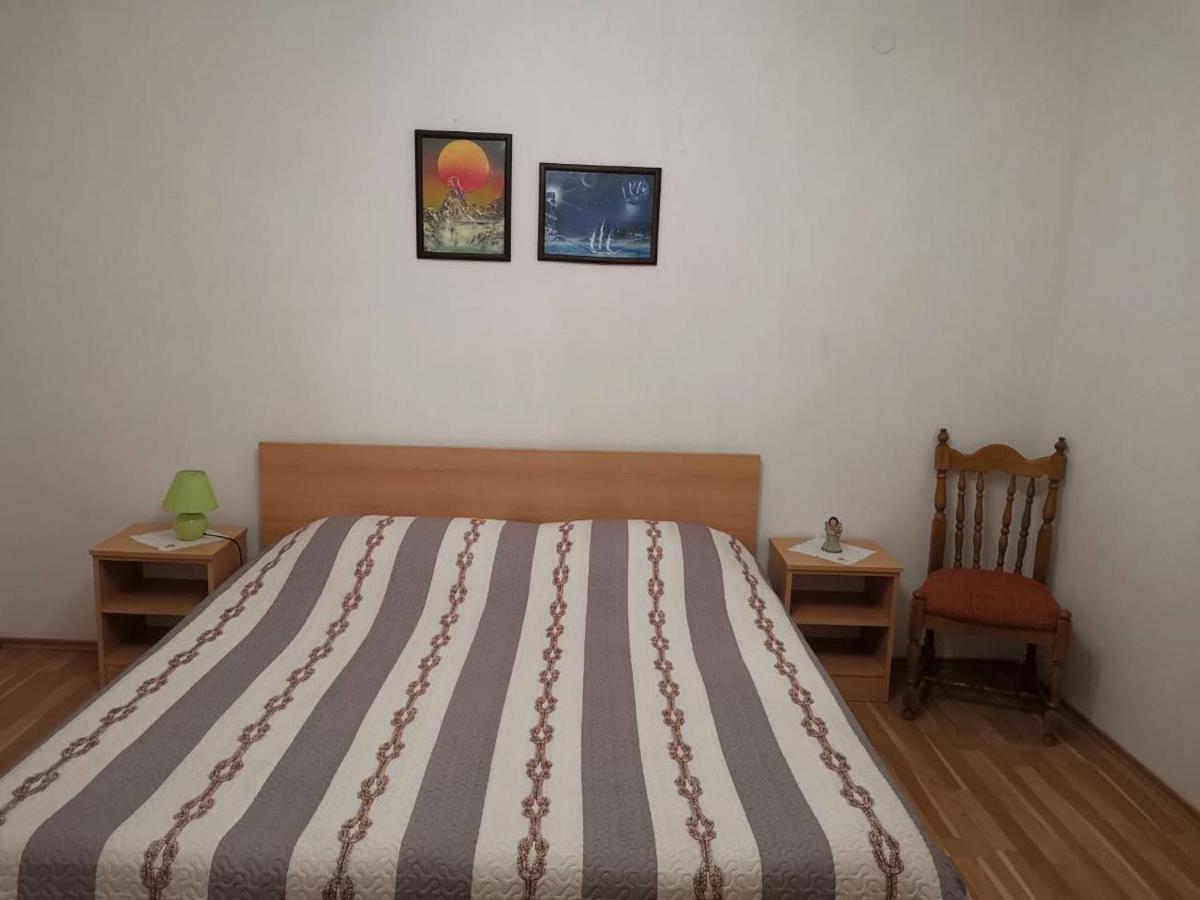 Apartmani Spomenka Seline Esterno foto
